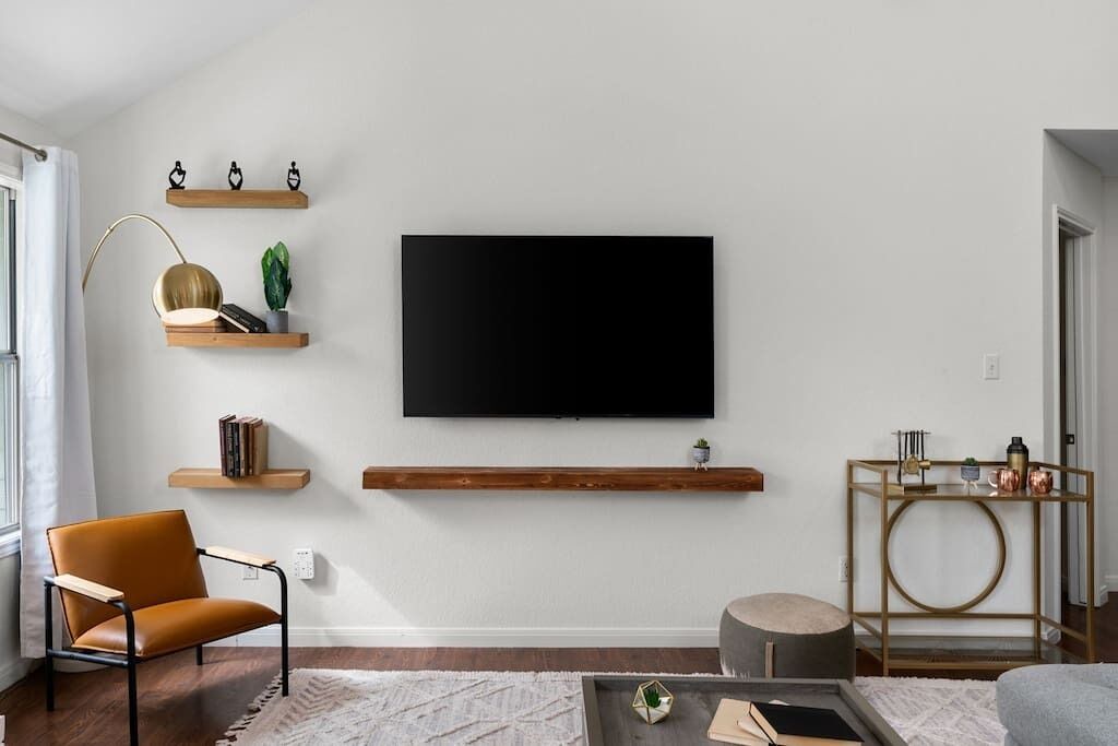Photo of Livingroom in South Creek