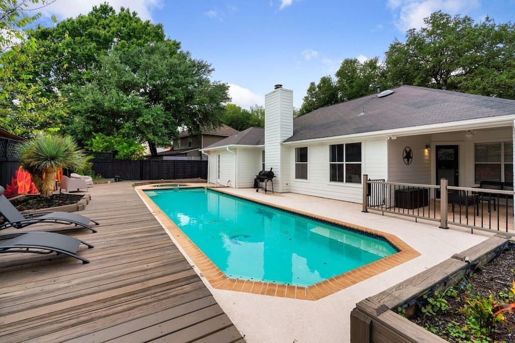 Photo of Outdoor in South Creek
