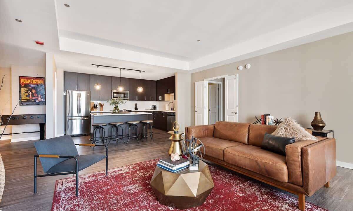 Photo of Livingroom in Rush and Division