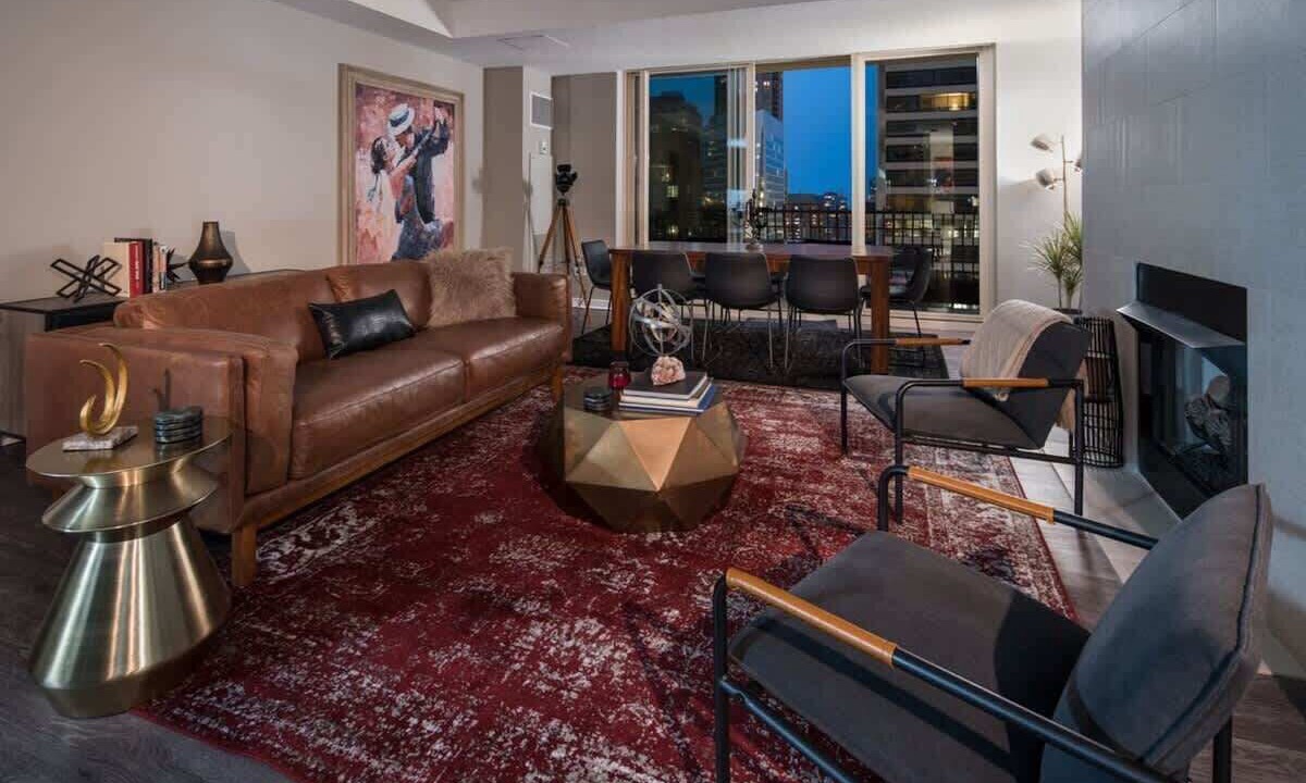 Photo of Livingroom in Rush and Division