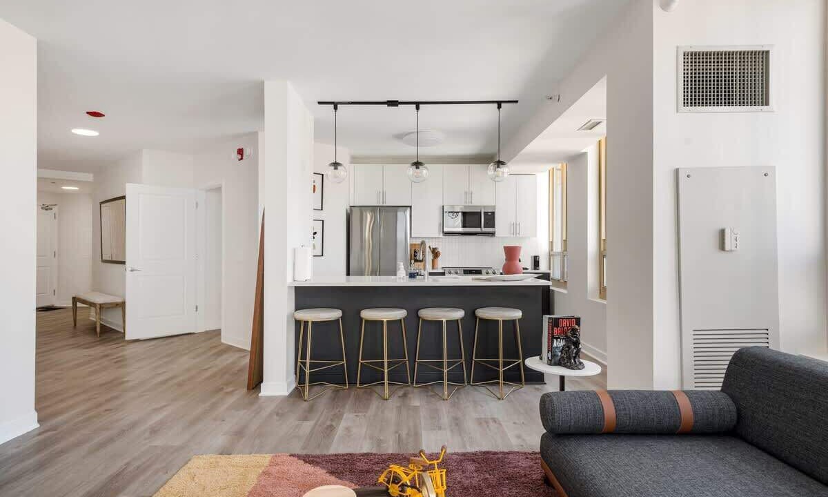 Photo of Livingroom in Rush and Division