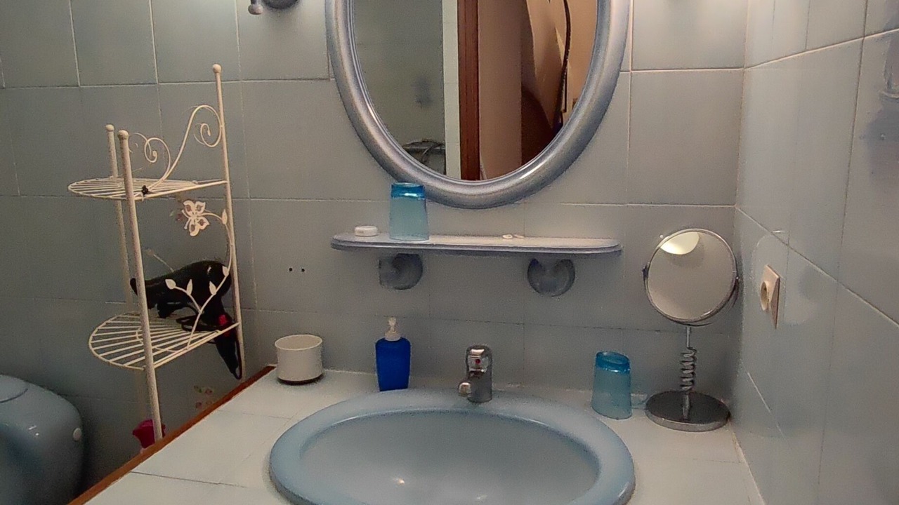 Photo of Bathroom in Estagel