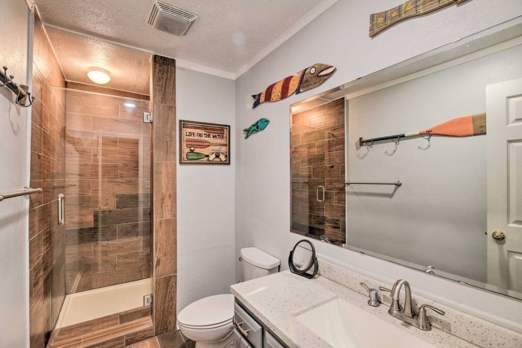Photo of Bathroom in Barrett