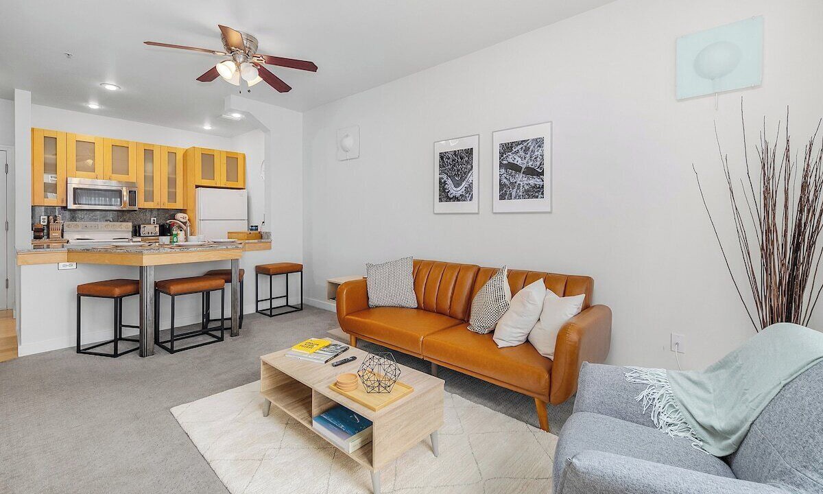 Photo of Livingroom in Belltown