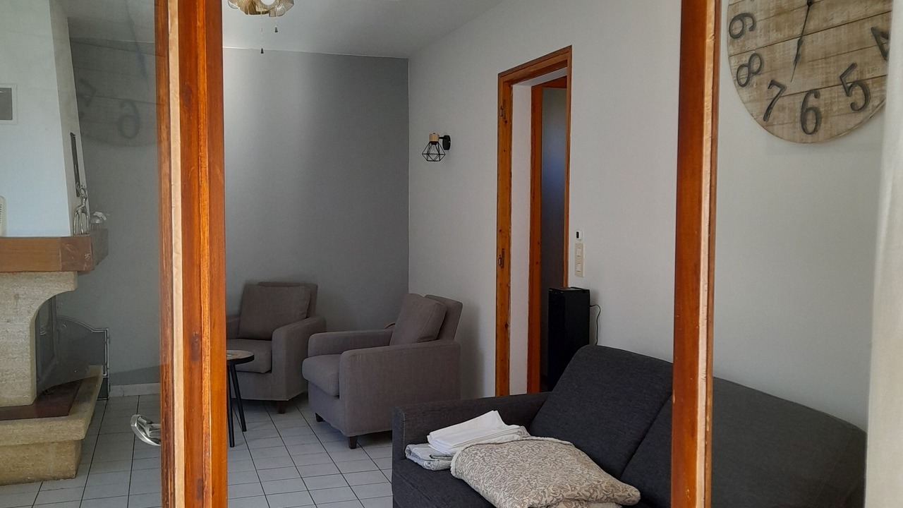 Photo of Livingroom in Sarrancolin