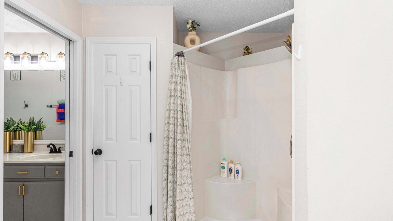 Photo of Bathroom in Navarre
