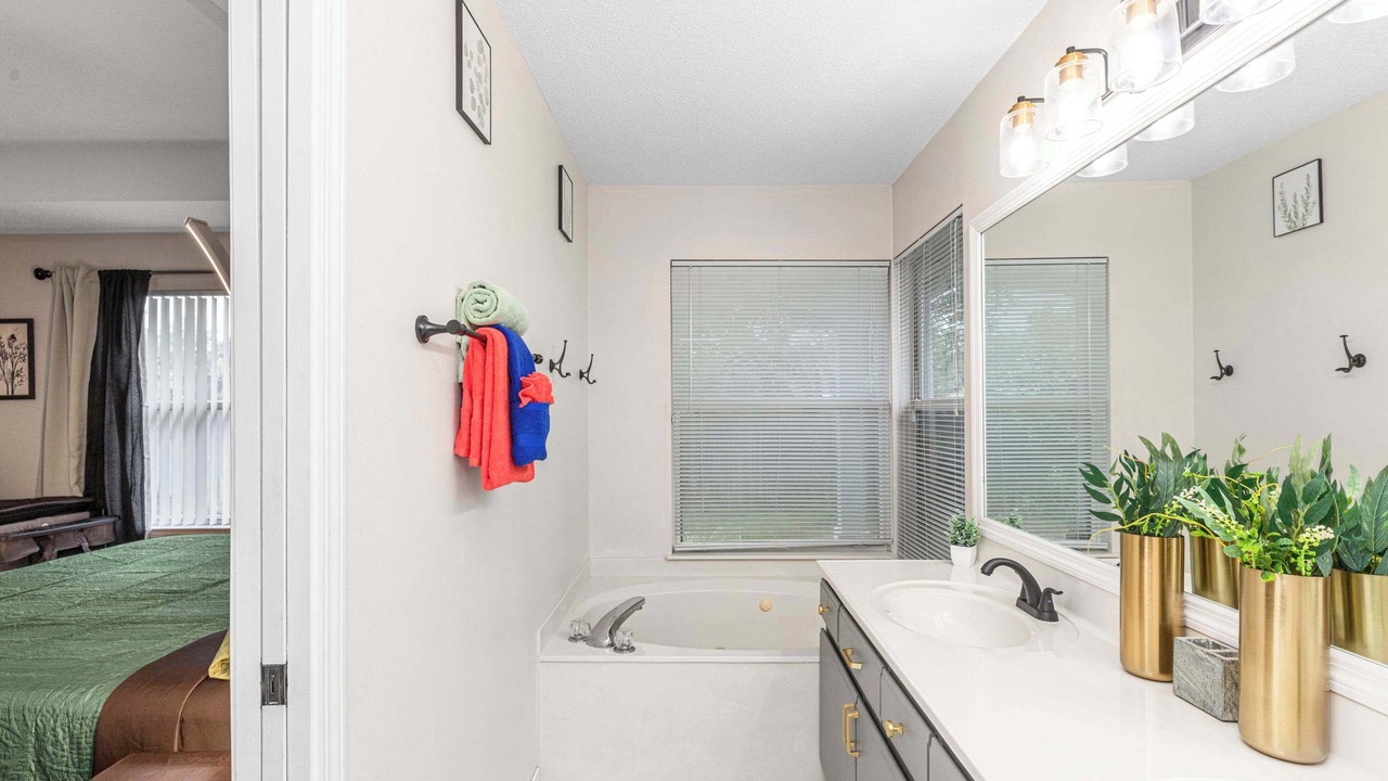 Photo of Bathroom in Navarre