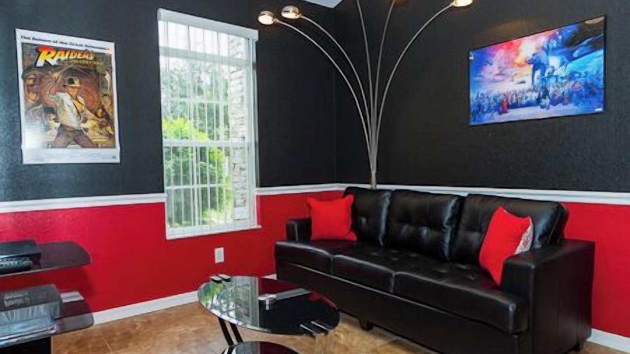 Photo of Livingroom in West Haven