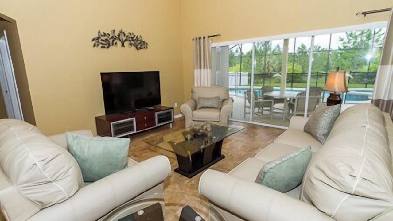 Photo of Livingroom in West Haven