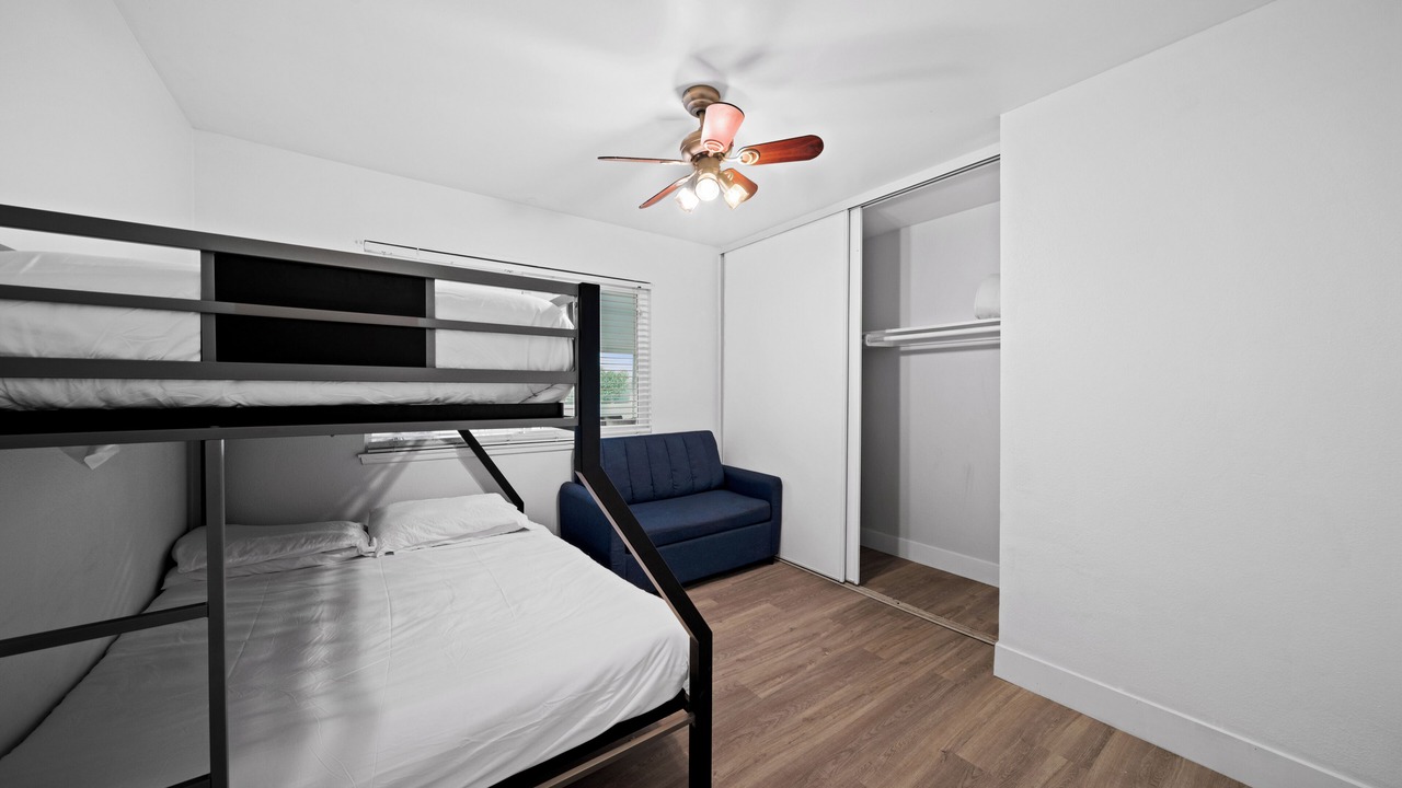 Photo of Bedroom in Northeast Anaheim
