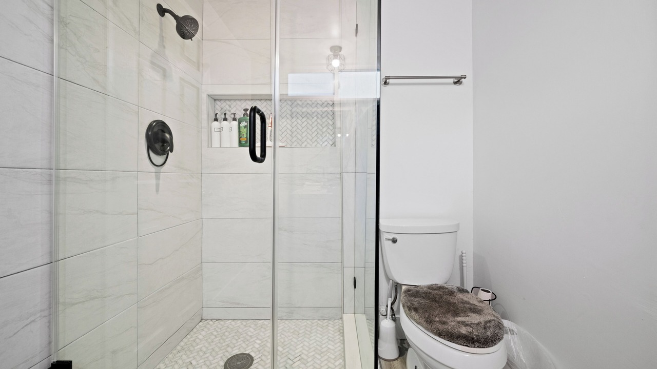 Photo of Bathroom in Northeast Anaheim