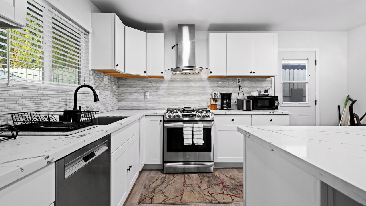 Photo of Kitchen in Northeast Anaheim