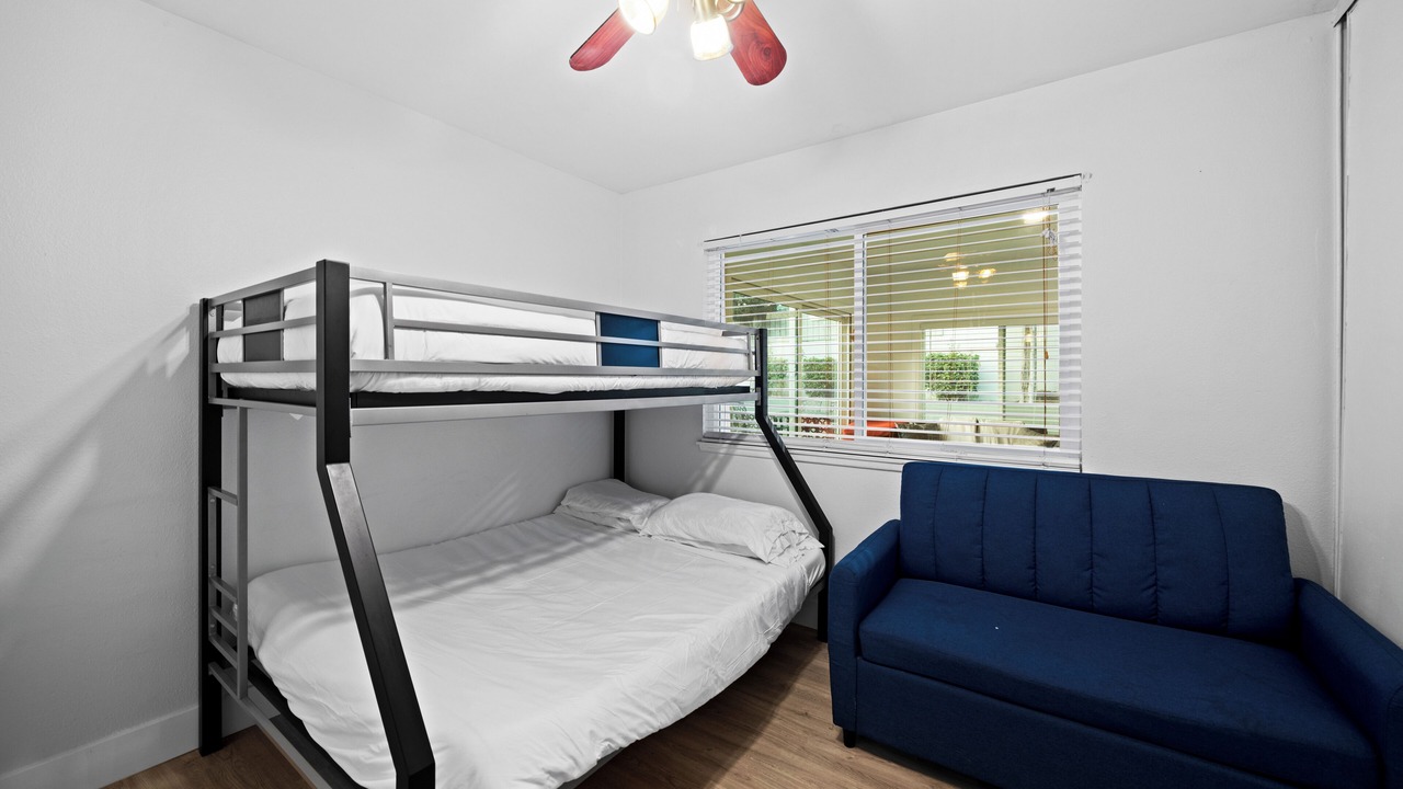 Photo of Bedroom in Northeast Anaheim