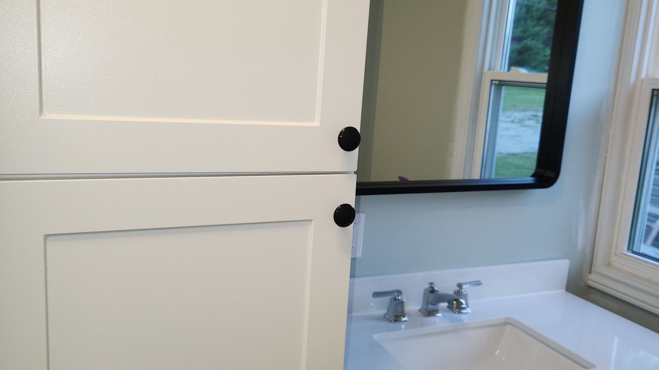 Photo of Bathroom in Dysart et al