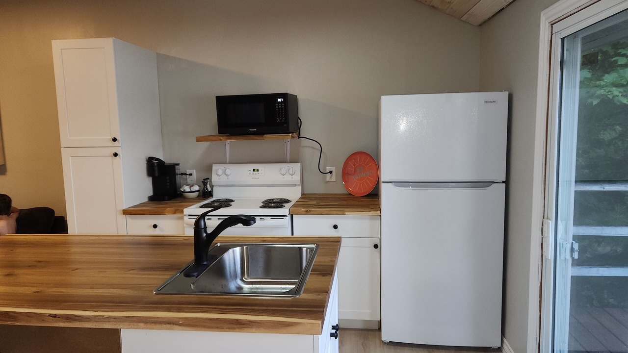 Photo of Kitchen in Dysart et al