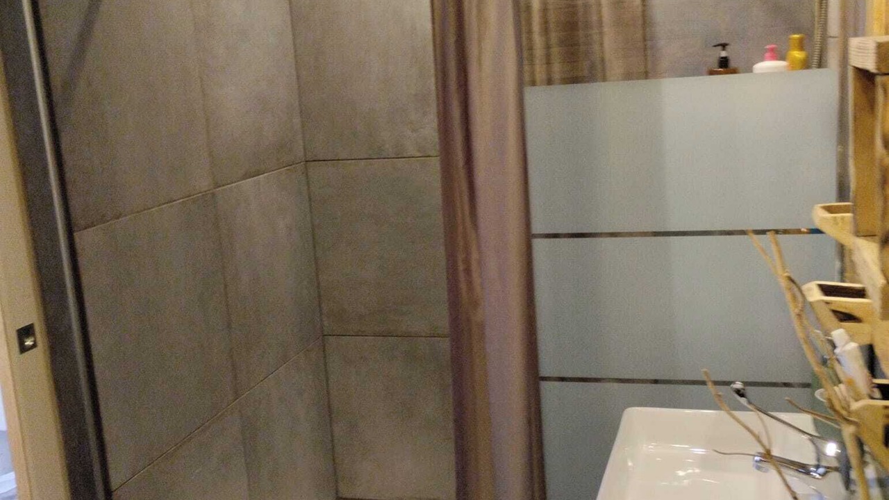 Photo of Bathroom in Laroque