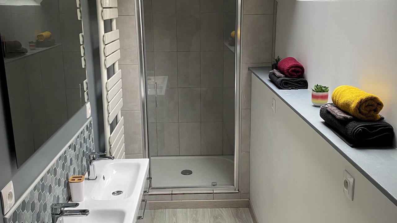 Photo of Bathroom in Cherbourg-en-Cotentin