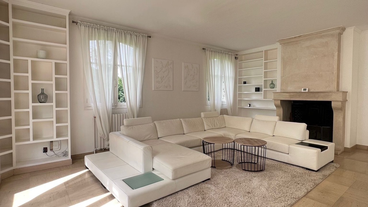 Photo of Livingroom in Barbizon