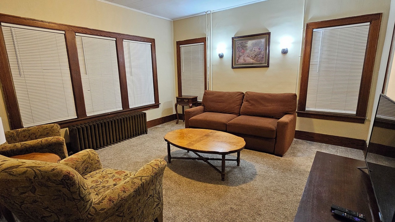 Photo of Livingroom in Negaunee