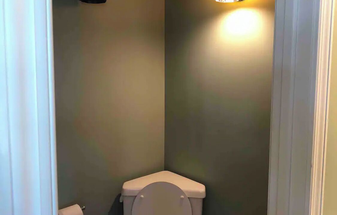 Photo of Bathroom in Oglesby