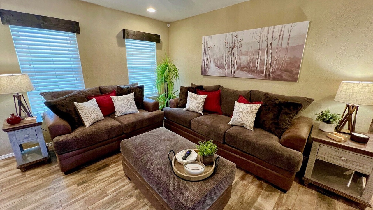 Photo of Livingroom in Woodward