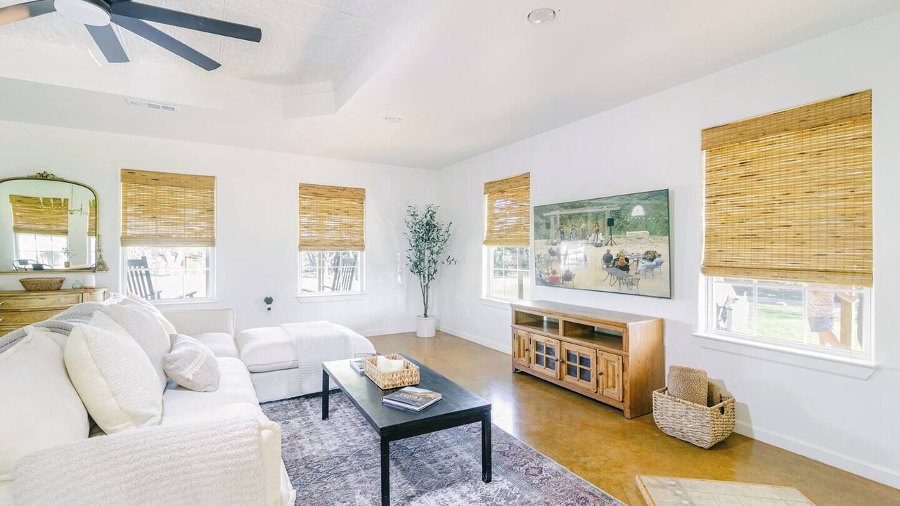 Photo of Livingroom in Austin