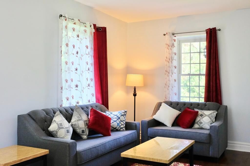 Photo of Livingroom in Erin