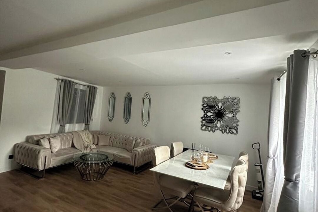 Photo of Livingroom in Villeneuve-sous-Dammartin