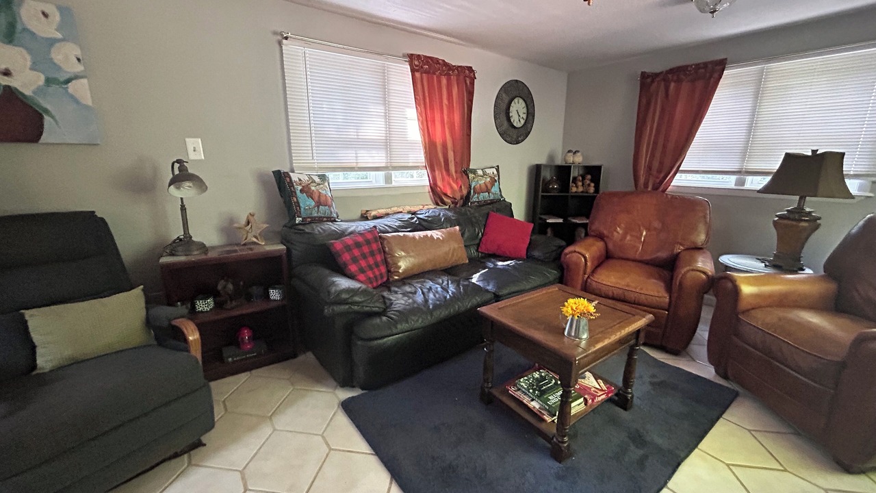 Photo of Livingroom in Myrtle