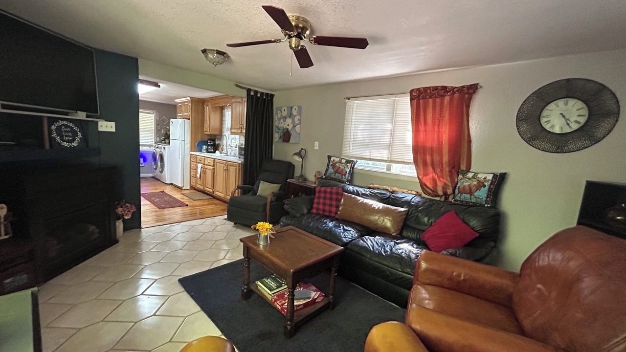 Photo of Livingroom in Myrtle