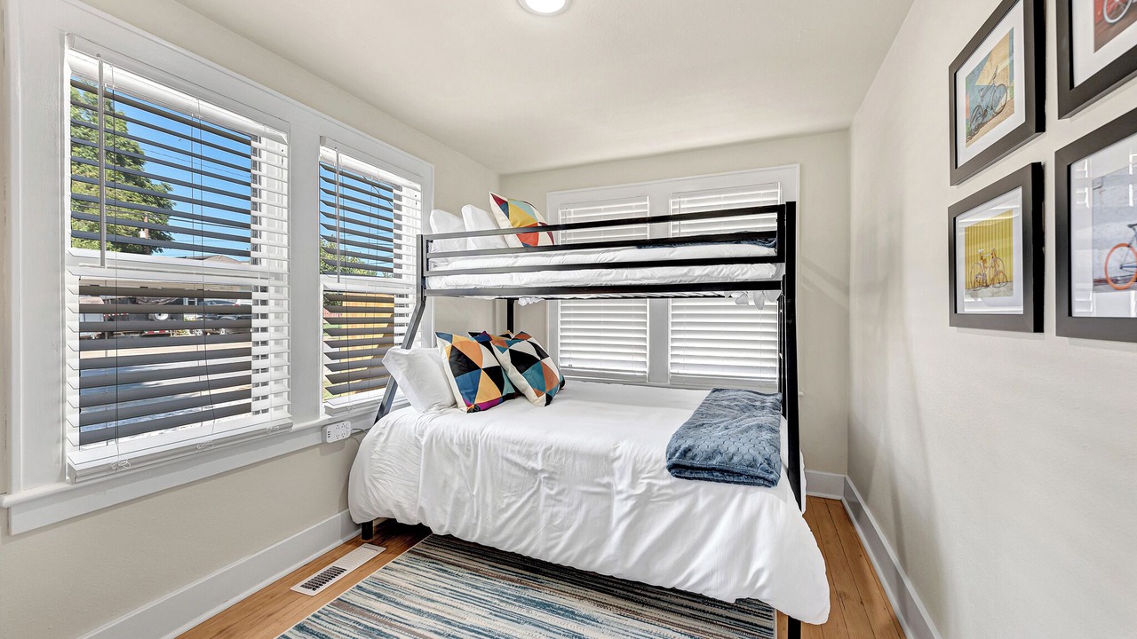Photo of Bedroom in Rogers