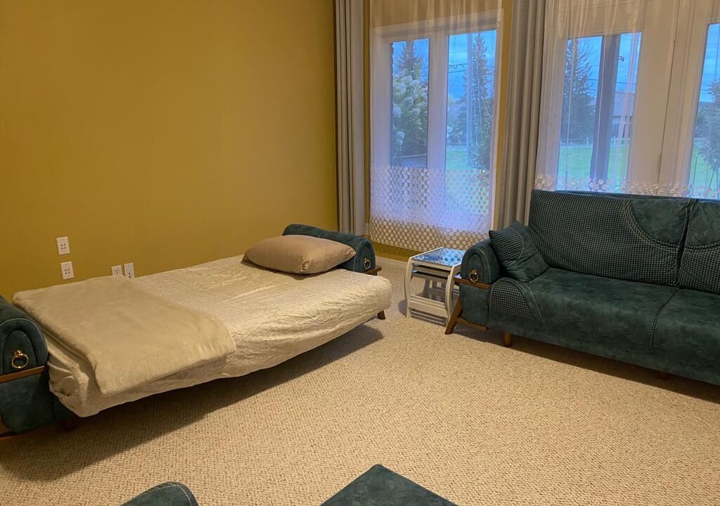 Photo of Bedroom in Amherstview
