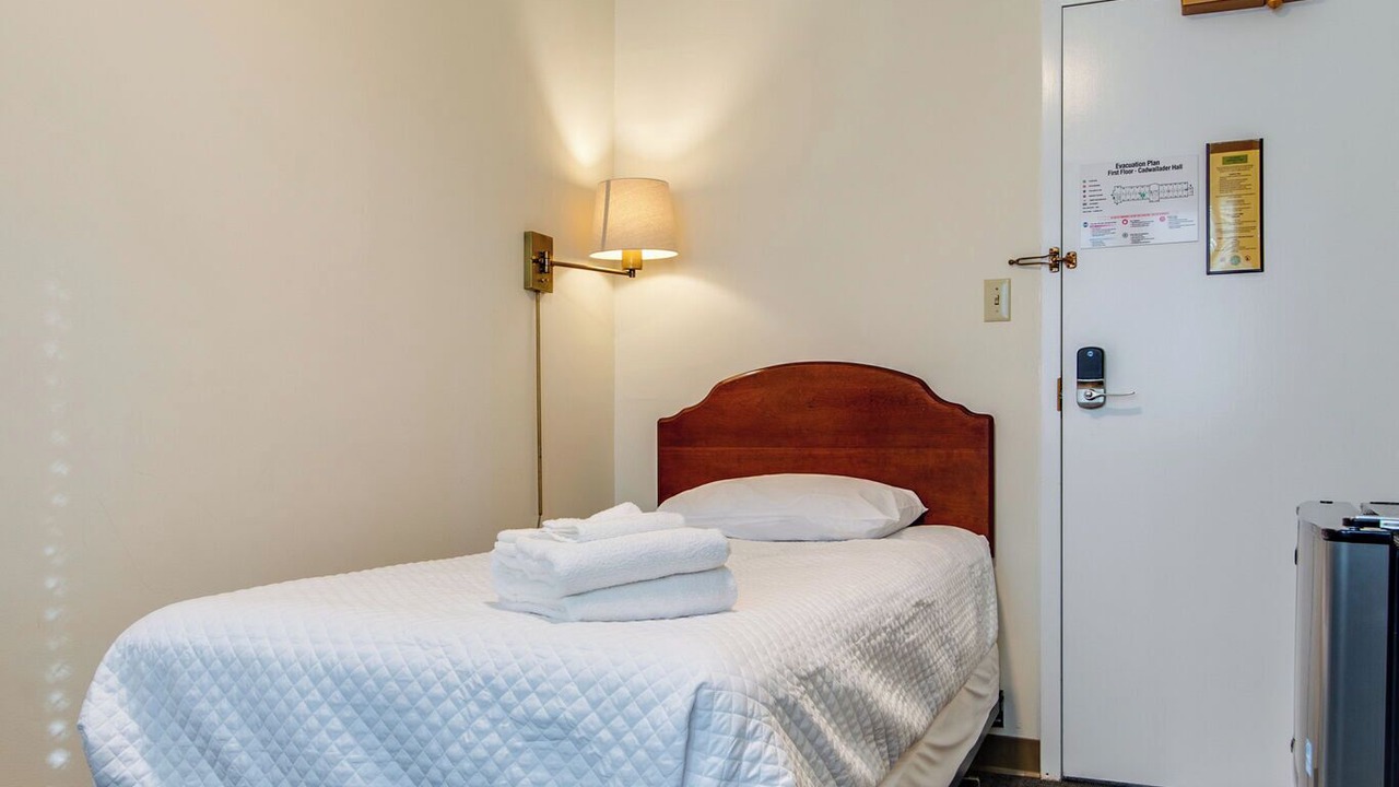 Photo of Bedroom in Music Row