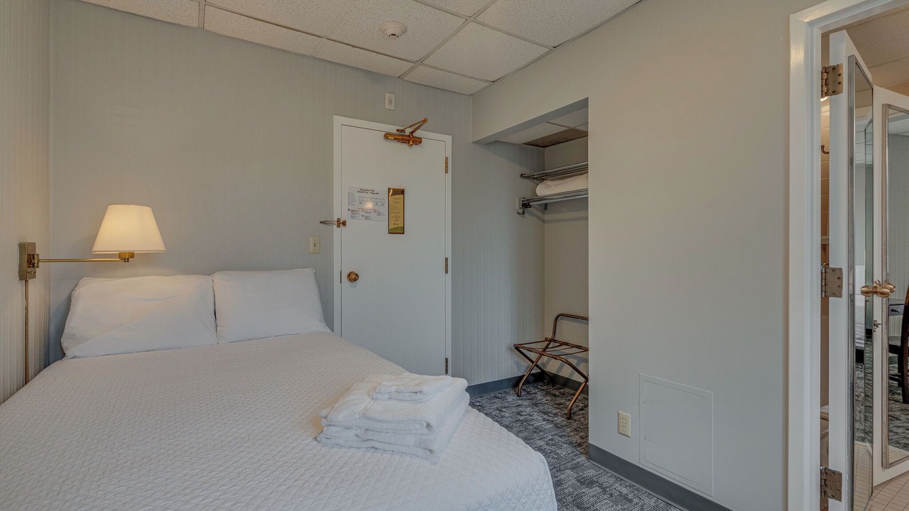 Photo of Bedroom in Music Row