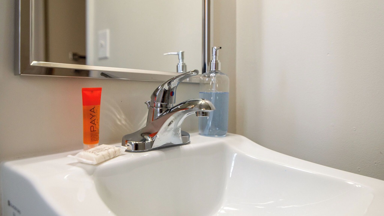Photo of Bathroom in Music Row