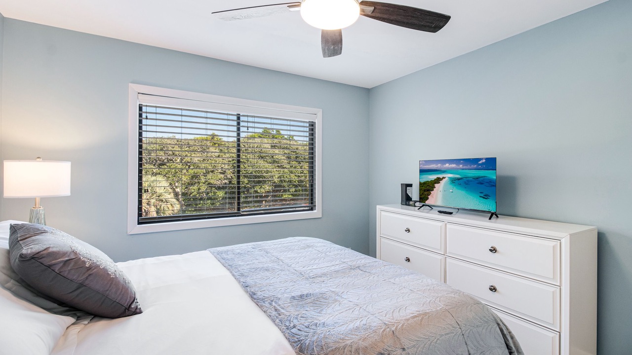 Photo of Bedroom in Caswell Beach
