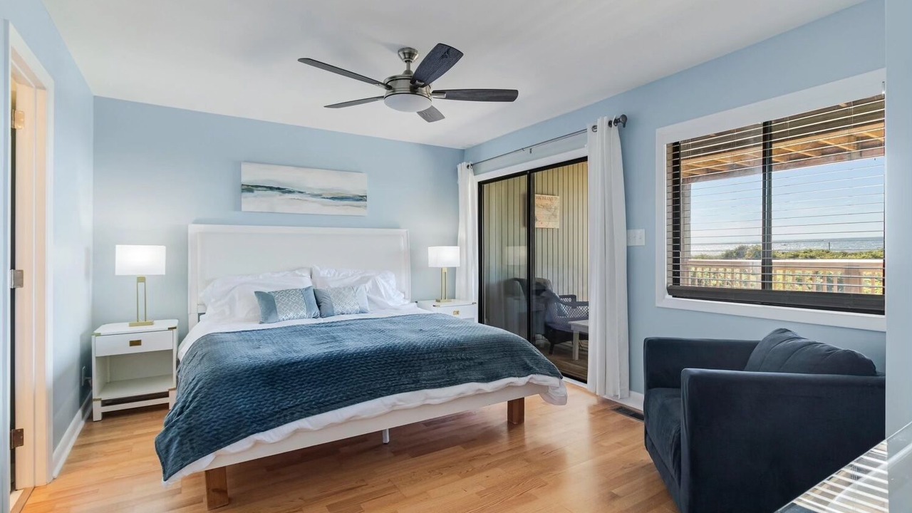 Photo of Bedroom in Caswell Beach