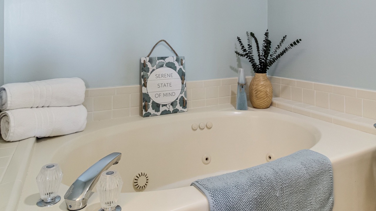 Photo of Bathroom in Caswell Beach