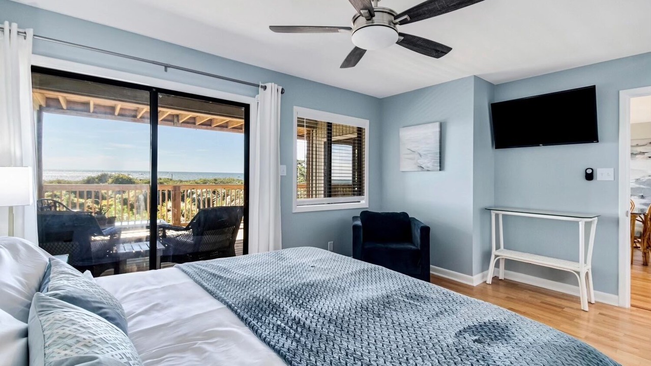 Photo of Bedroom in Caswell Beach