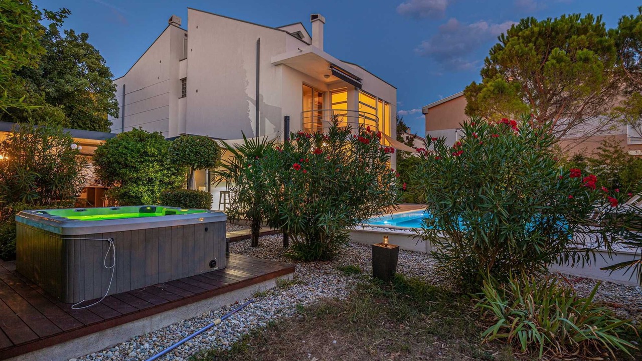 Photo of Patio Balcony in Dramalj