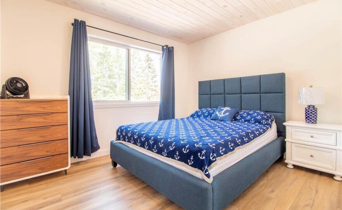 Photo of Bedroom in Gimli