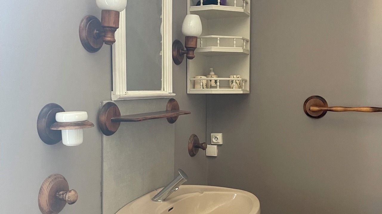 Photo of Bathroom in Moux