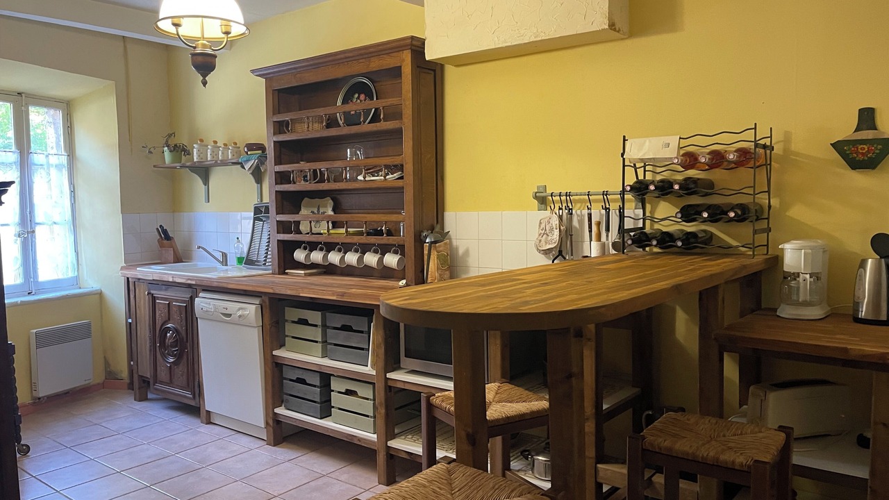 Photo of Others in Moux