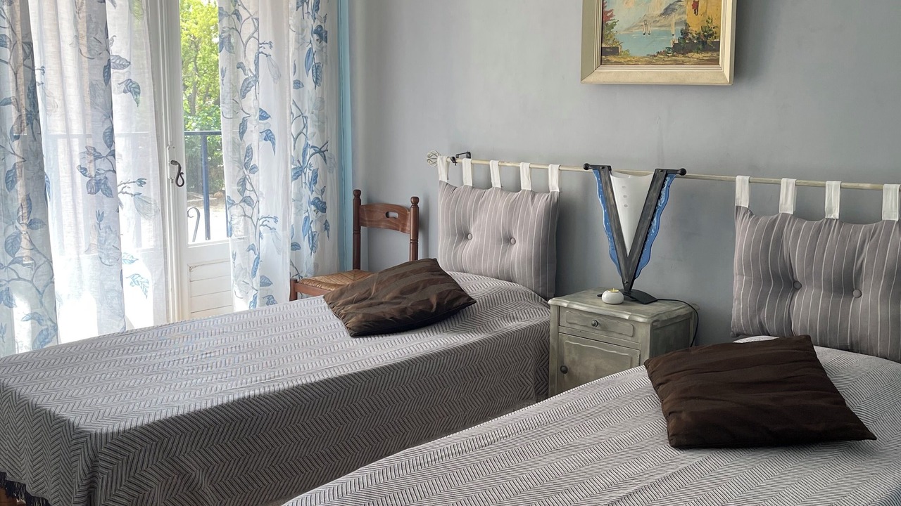 Photo of Bedroom in Moux