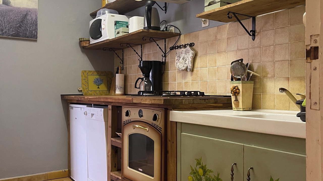 Photo of Kitchen in Moux