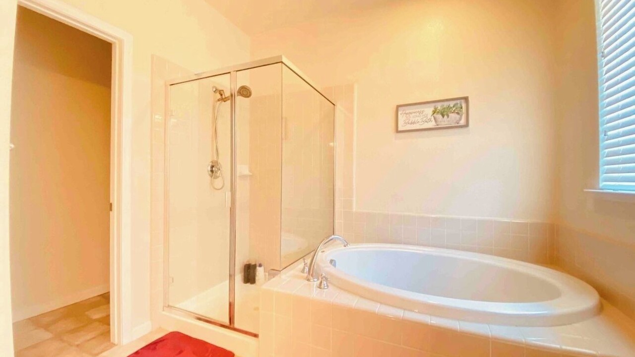Photo of Bathroom in Tracy
