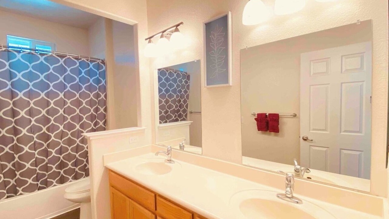 Photo of Bathroom in Tracy