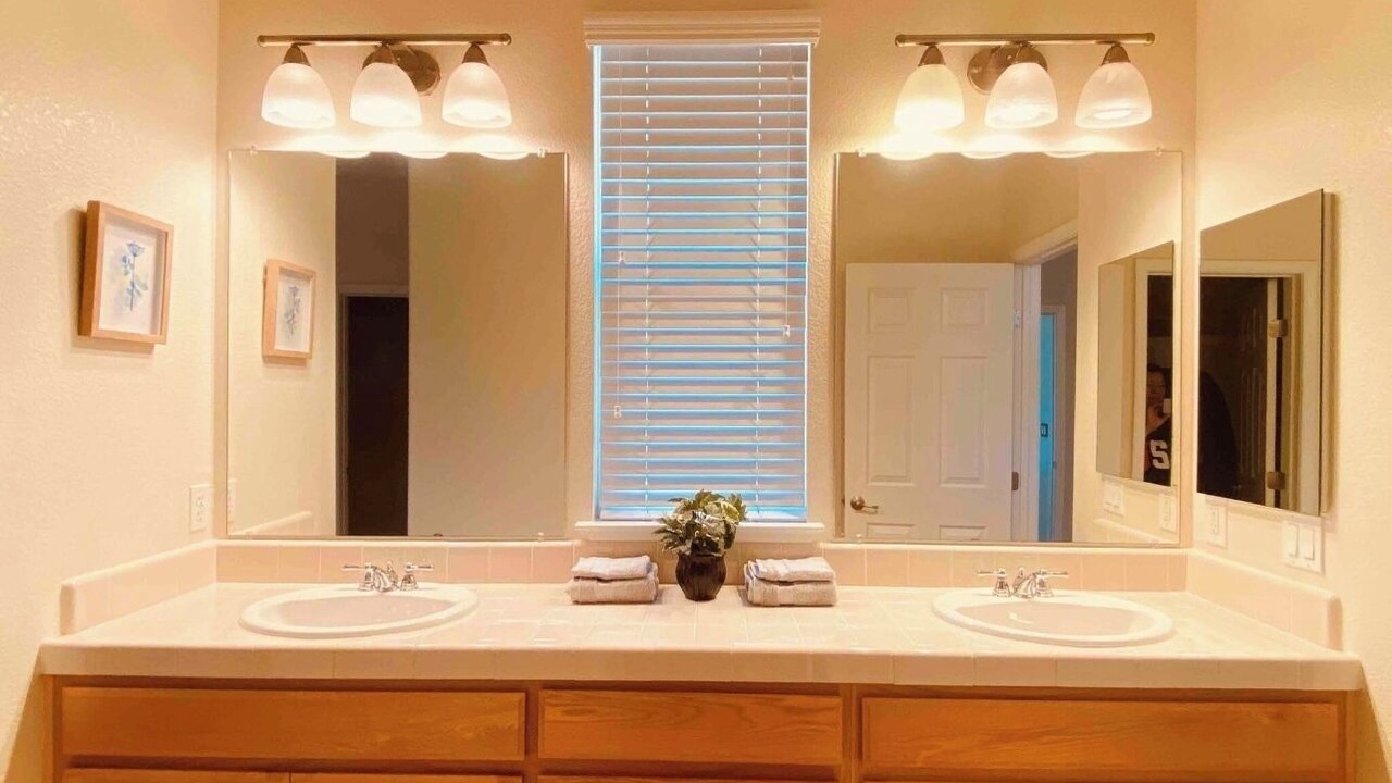 Photo of Bathroom in Tracy