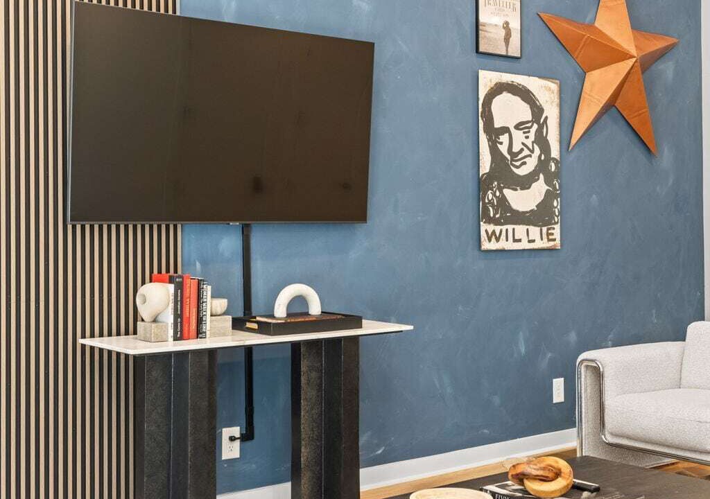 Photo of Livingroom in Midtown