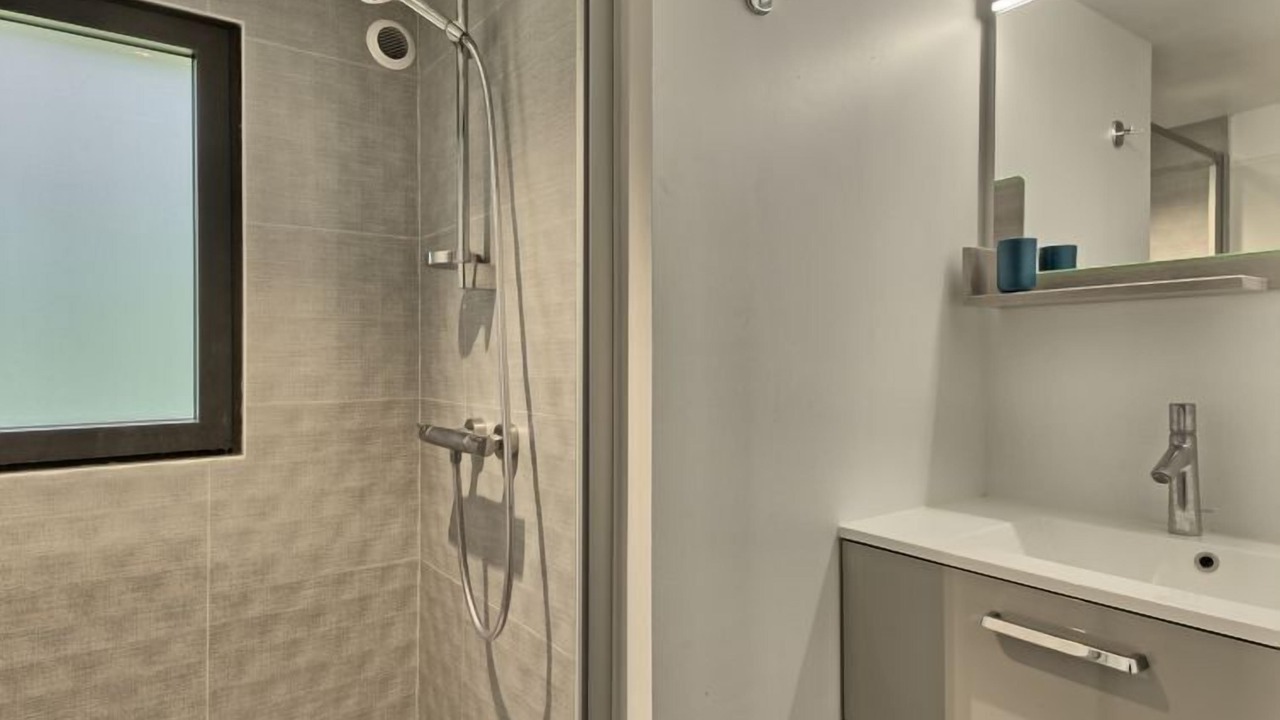 Photo of Bathroom in Pornichet